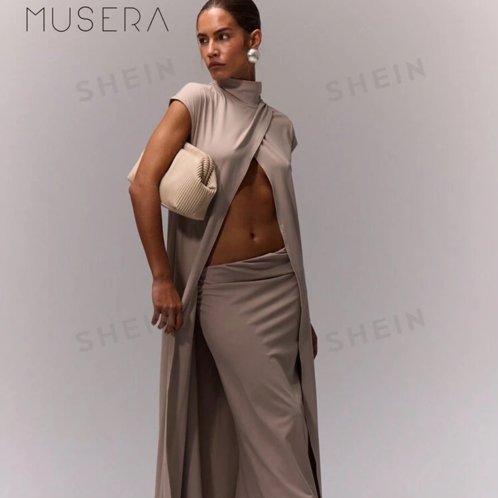 NWT * Musera Tan High Neck Split Front Longline T… - image 5